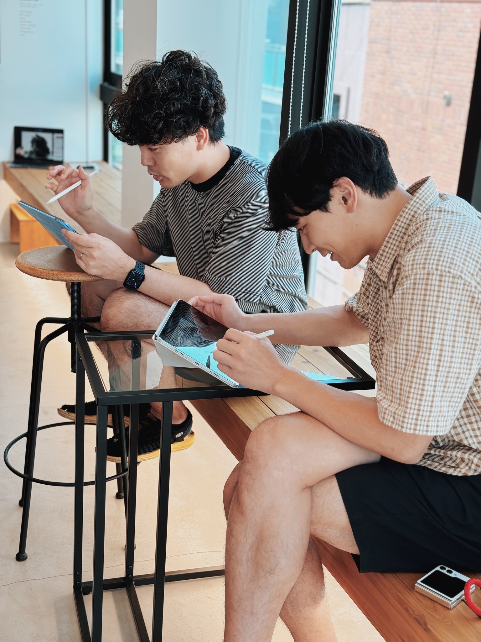iPadmate Studioで働く様子 4